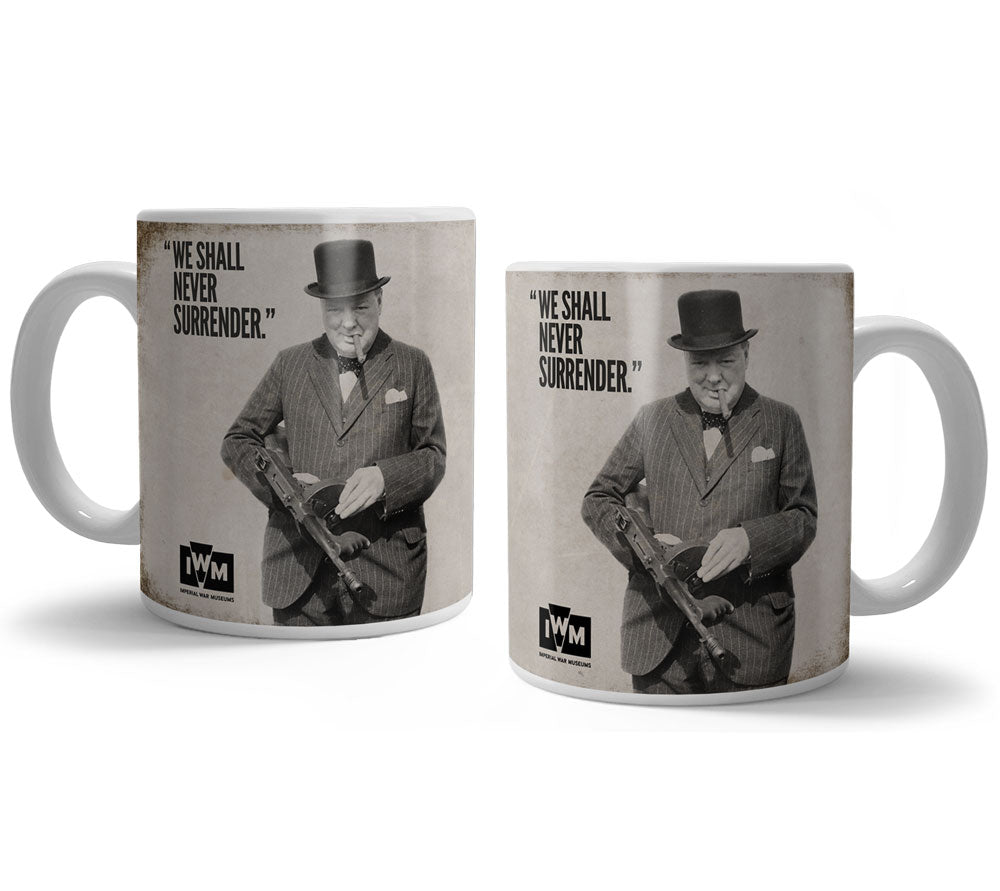 Churchill - We Shall Never Surrender Mug